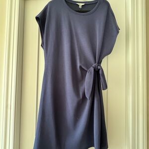 Cable & Gauge Women's blue Tie-Front Tunic